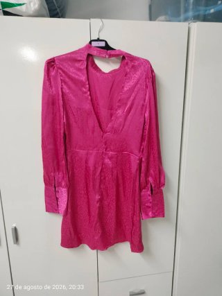 Vestido fiesta Shein rosa satén T. Única sin estre