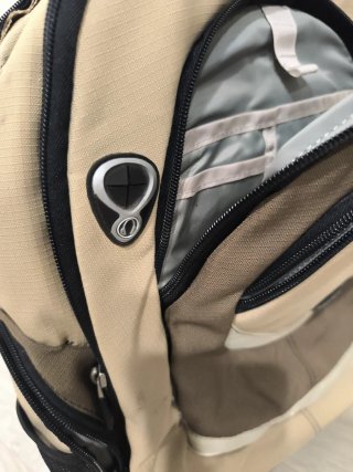 Mochila Samsonite portátil beige y marrón