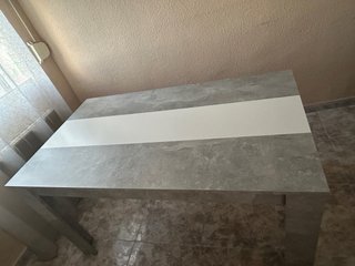 Mesa de comedor - 33€