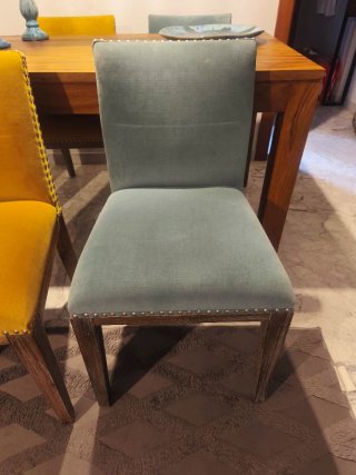 Mesa comedor madera maciza y 4 sillas