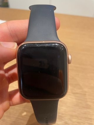 Apple Watch SE 44mm GPS + Cellular
