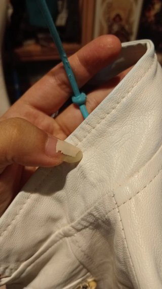 Chaqueta blanca estilo militar