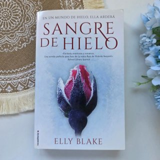 Sangre de hielo / Elly Blake