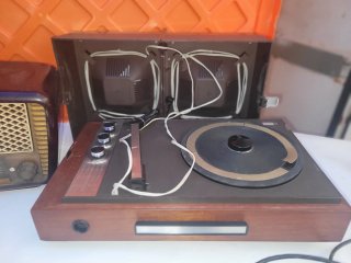 Lote Vitage: Radio, Tocadiscos, Teléfono, Cámara