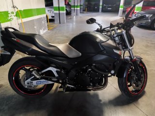 Suzuki GSR600 - 47975 km