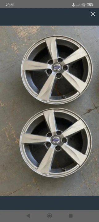 Llantas Volvo V40