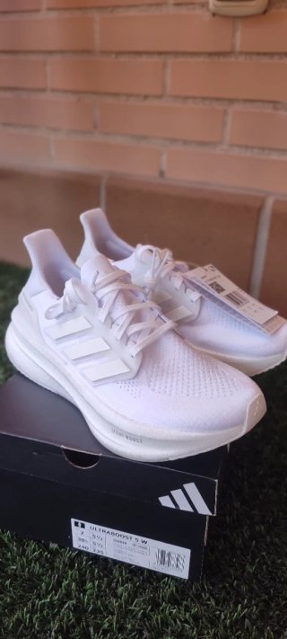 Adidas Ultraboost 5 Light Boost Blancas