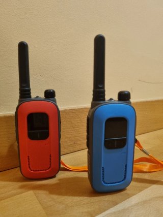 Walkie Talkies Radioddity Analog, Rojo y azul