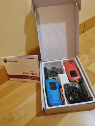 Walkie Talkies Radioddity Analog, Rojo y azul