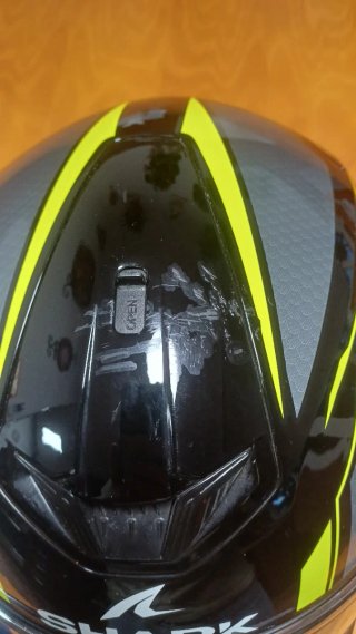 Casco Shark Talla L Negro/Amarillo