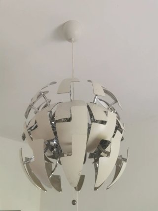 Lámpara Techo Ikea PS con bombilla inteligente