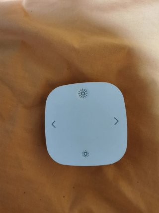 Lámpara Techo Ikea PS con bombilla inteligente