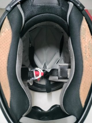 Casco de moto integral con diseño