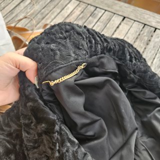 Pelliccia vera astrakan vintage nera