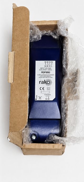Rako RDF800 Regulador Iluminación 0-10V