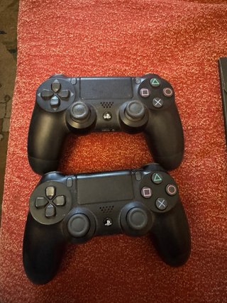 Consola PS4 Negra