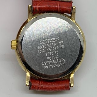 Citizen Quartz 6010 Vintage Dorato con Data
