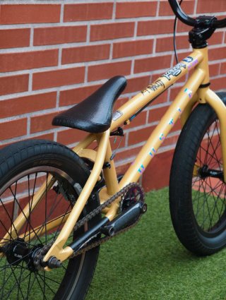 Bmx 18 Blank Hustla Amarillo