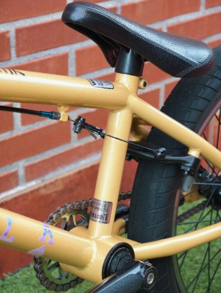 Bmx 18 Blank Hustla Amarillo