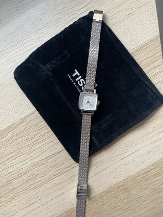 Reloj Tissot Lovely 20x20mm T058109A