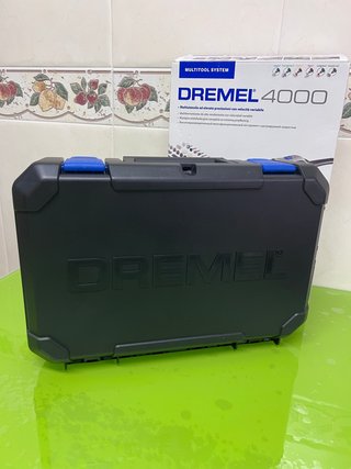 Multiherramienta Dremel 4000 (Kit 4/65)