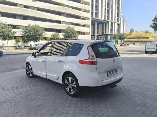 Renault Grand Scenic 2011