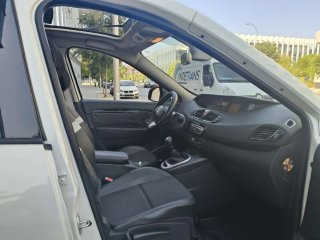 Renault Grand Scenic 2011
