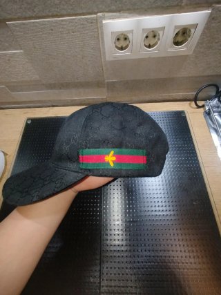 Gorra Gucci Negra , hecha en Italia