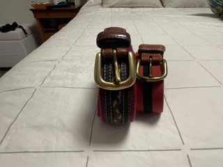 2 Cinturones Talla 110 Marrón y Rojo