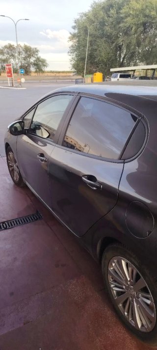 Peugeot 208 2017