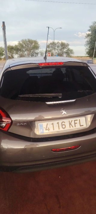 Peugeot 208 2017