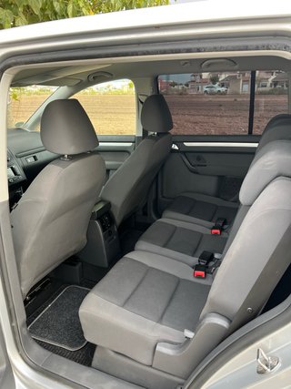 Volkswagen Touran Trendline 2011
