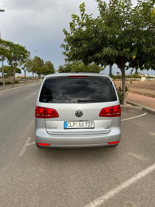 Volkswagen Touran Trendline 2011