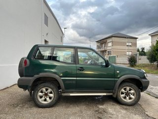 Nissan Terrano II 2001