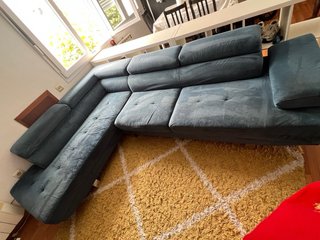 Sofá cama azul y amarillo