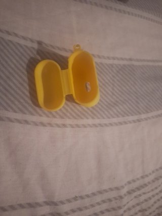 Funda AirPods Amarilla