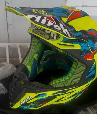 Ropa enduro moto,protecciones y casco