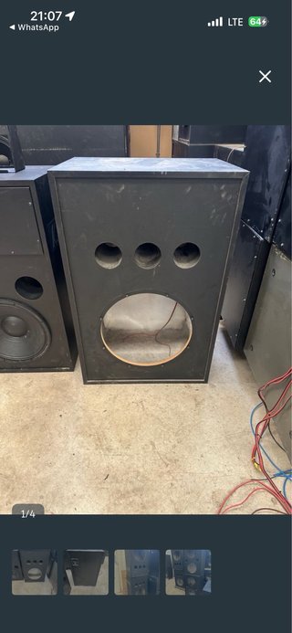 Caja de altavoz 18”