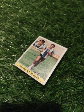 Cromo de Muller Fichaje 28BIS Hércules C.F
