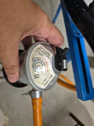 Rosco de gas con trípode