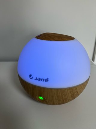 Humidificador Jané blanco y madera
