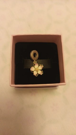 Charm Flor Pandora Rosa y Dorado