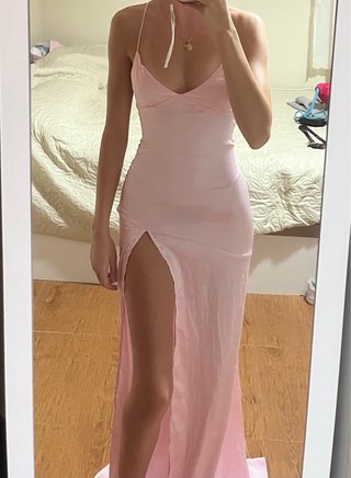 Vestido largo satén rosa pastel