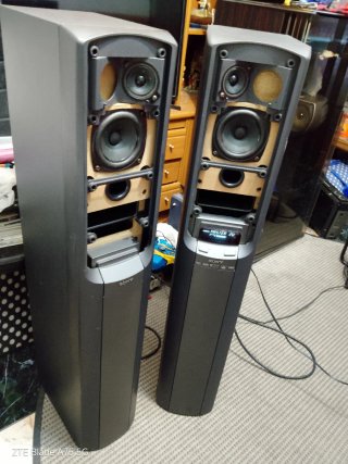 Altavoces Sony Sava-27 Activos. Años 90s.