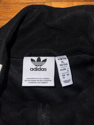 Chaqueta Adidas Año Nuevo Chino Unisex