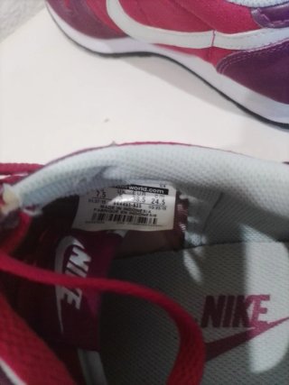 Nike Mujer38.5