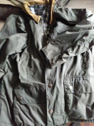 Cazadora verde militar