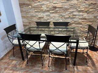 Mesa cristal y forja con 6 sillas
