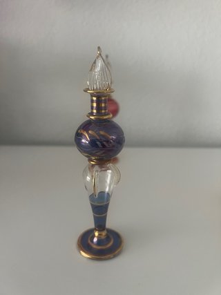 Perfumeros de delicado cristal  Murano. Son cinco
