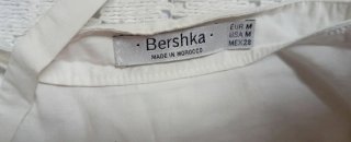 Blusa blanca hombros descubiertos